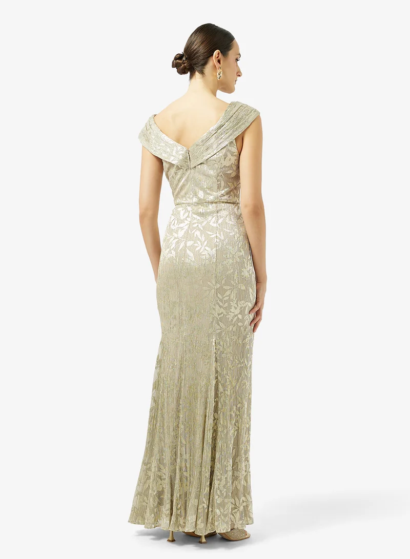 ادريانا بابيل فستان ماكسي بياقة على شكل حرف  وتفاصيل شبكية